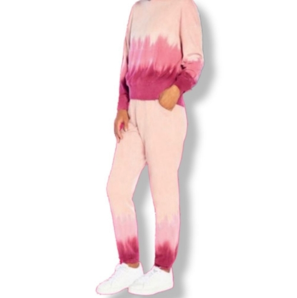 Wildfox Tops - NWT Wildfox Set Womens Pink Gradient Tie Dye Olivia Hoodie & Joggers Set